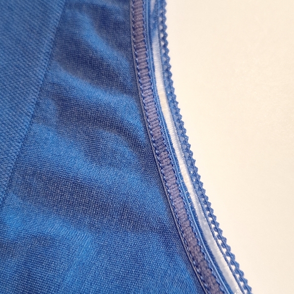 Yummy Shape Thongs - Picture 12 of 12